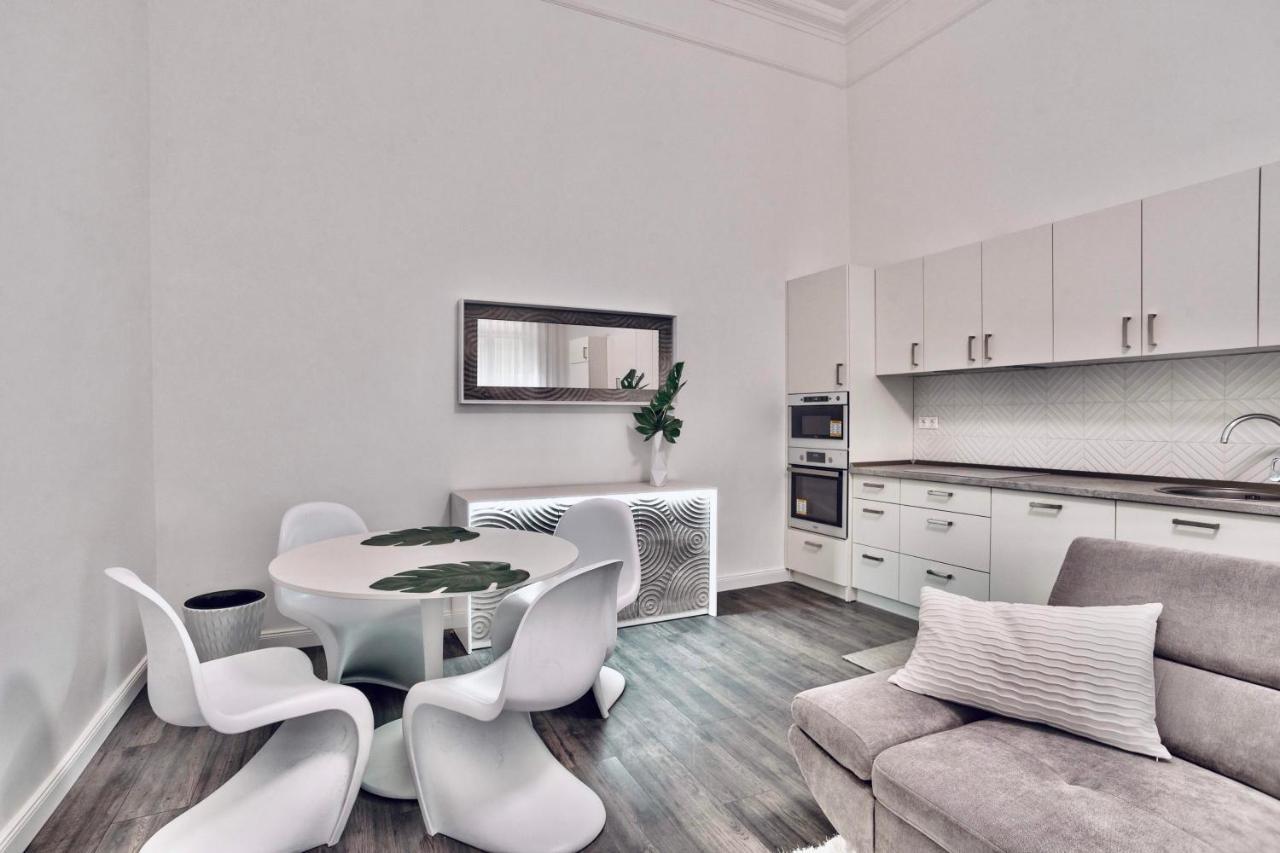 Inn The Downtown Βουδαπέστη Εξωτερικό φωτογραφία